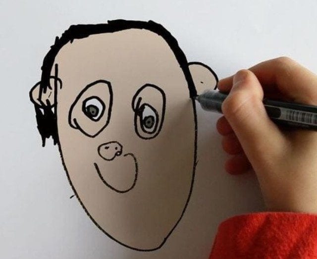 Отец "оживляет" смешные рисунки своего 6-летнего сына